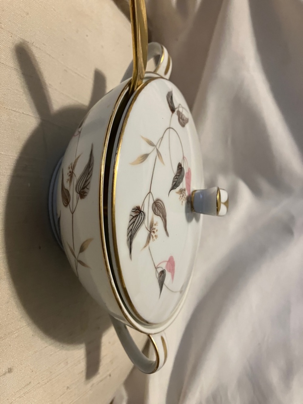 Vintage Noritake China covered dish with cover n golden spoon - Picture 2 of 10